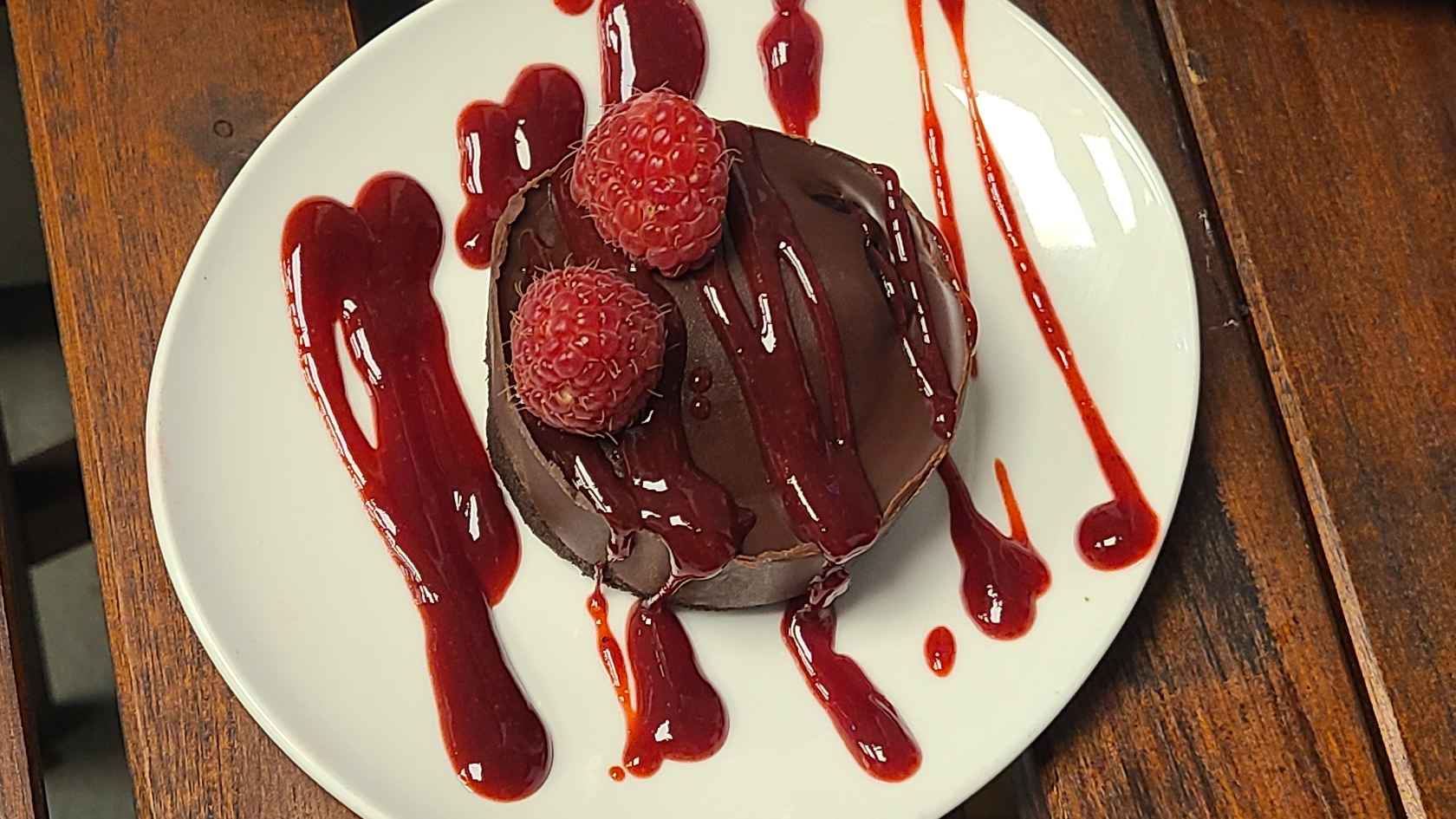 Vegan Chocolate Cake a la Troi
