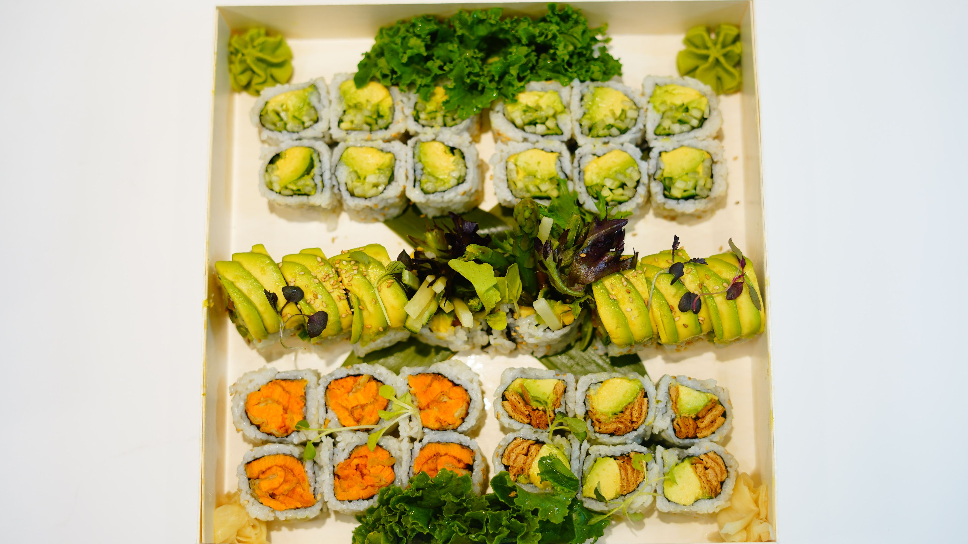 Small Veggie Maki Party Tray 33pcs