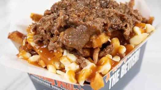 Peppercorn Steak Poutine